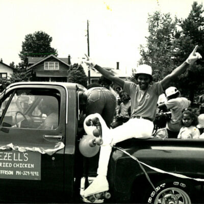 Ezell's Famous Chicken truck